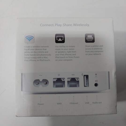 Apple AirPort Express Base Station MC414LL/A In Box image number 4