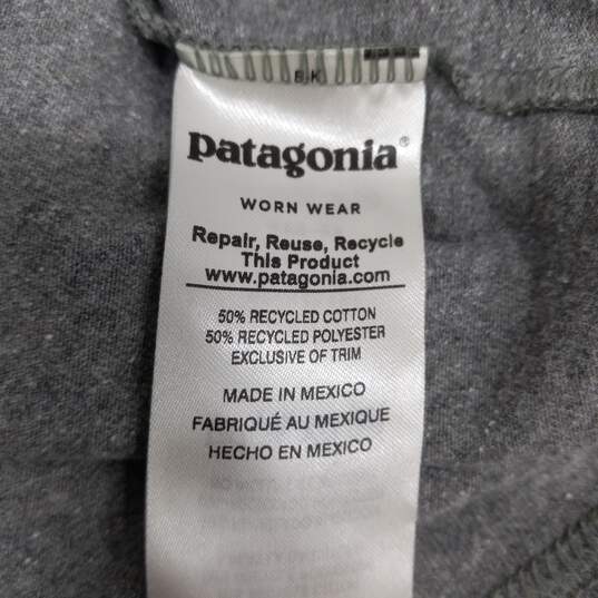 Patagonia Gray Long Sleeve T-Shirt Men's Size M image number 4
