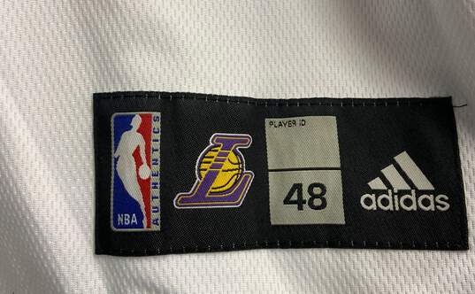 Adidas Men's L.A. Lakers White Jersey Signed by Ron Artest Sz. L image number 4