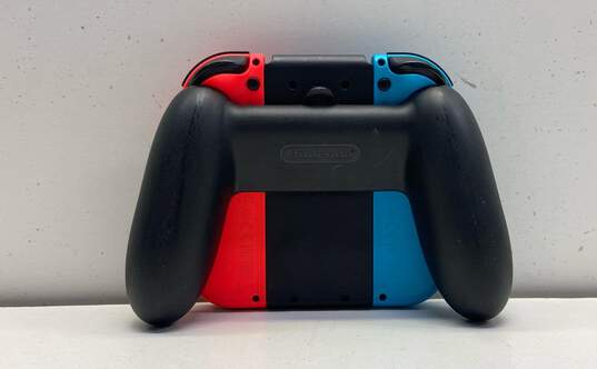 Nintendo Switch Joy-con Bundle- Blue/Red image number 6