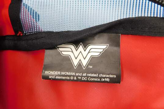Wonder Woman Mesh Front Back Pack image number 7