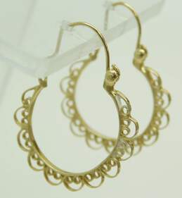 14K Gold Spun Scrolled Scalloped Hoop Earrings 1.6g