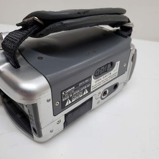 CANON ZR70 MC Mini DV Digital Camcorder UNTESTED image number 4