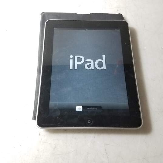 Apple iPad Wi-Fi (Original/1st Gen) Model A1219 Storage 16GB image number 3