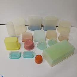Bundle of Mixed Assorted Tupperware Storage Containers alternative image