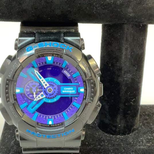 Designer Casio GA-110HC G-Shock Water-Resistant Digital Analog Wristwatch image number 1