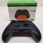 Xbox Zest Orange Pro Charging Stand IOB w/Controller image number 1
