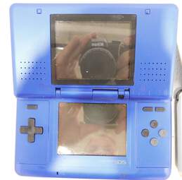 1 of 1 Nintendo DS Consoles For Parts or Repair alternative image