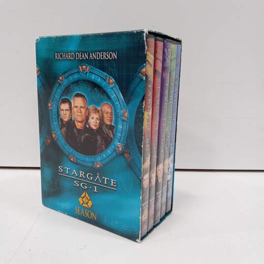 Stargate SG-1-Season 7 5pc. DVD Set image number 1