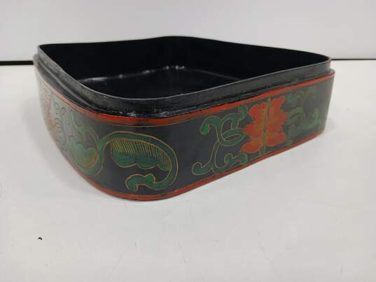Chinese Porcelain & Lacquer Two-Section Lunch Box image number 5