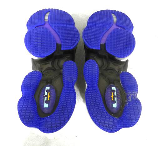 Nike LeBron 19 Hardwood Classic Men's Shoe Size 7.5 image number 4