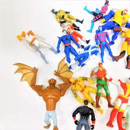 VTG 1990s Marvel & DC Comics Action Figures Kenner Toy Biz Bendy Bends Just Toys alternative image
