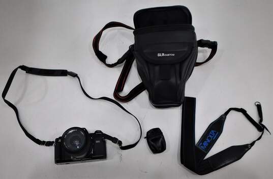 Minolta X-700 SLR 35mm Film Camera With Lens Case & Box image number 1