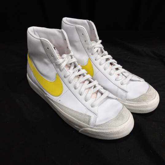 Nike Men's BQ6806-101 Optic Yellow Blazer Mid 77 Vintage Sneakers Size 11 image number 1