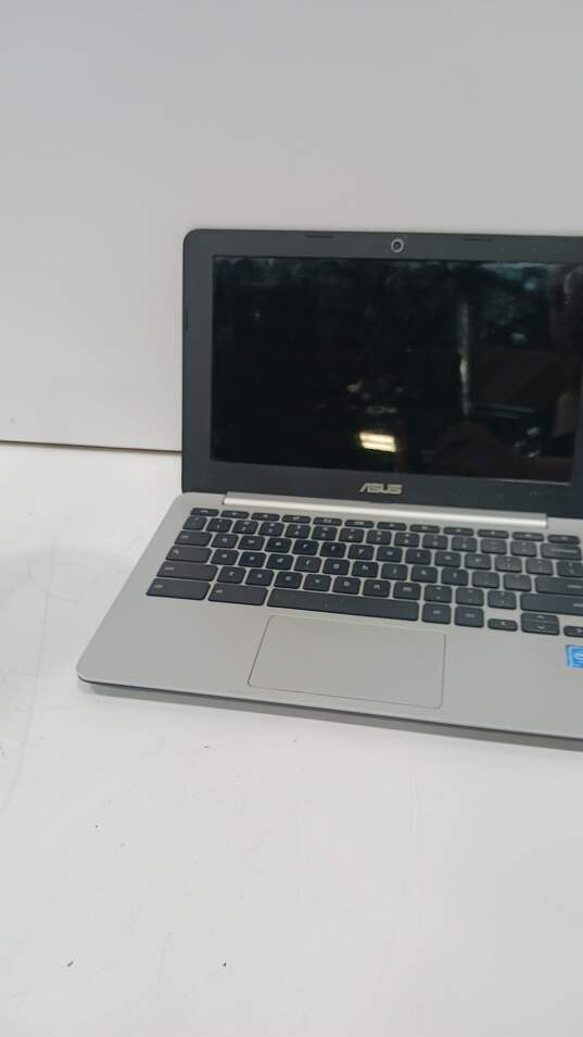 Asus Chromebook C200M Black Laptop Computer image number 4