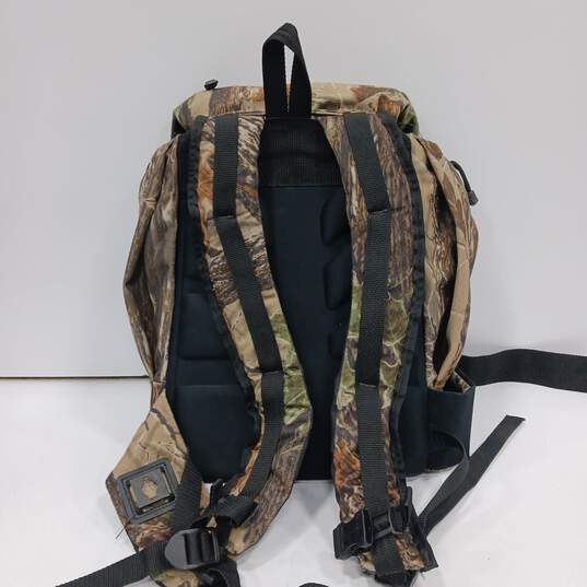 Cabela's Realtree Camo Hunting Backpack image number 2