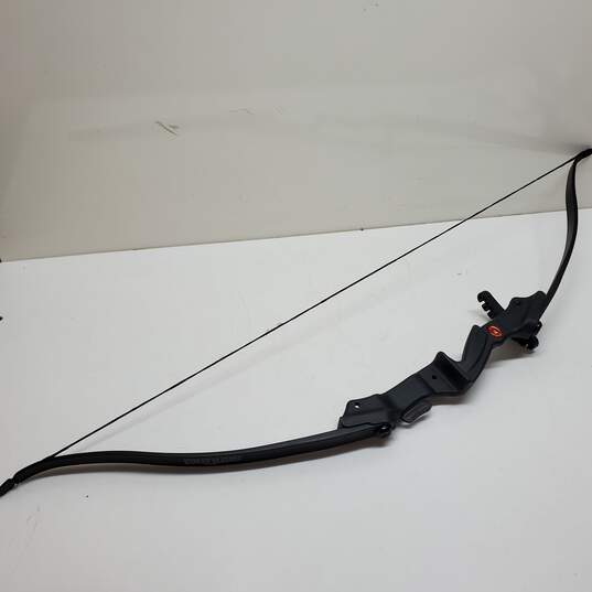 Centerpoint Archery Sentinel Youth Recurve Bow Right Hand image number 1