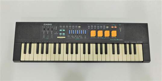 VNTG Casio Brand Casiotone MT-220 Model Electronic Keyboard/Piano image number 1