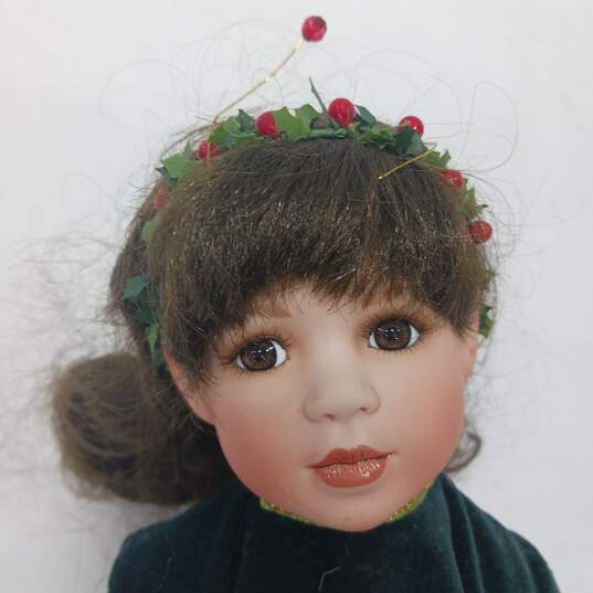 Treasure Collection Doll Christmas image number 3