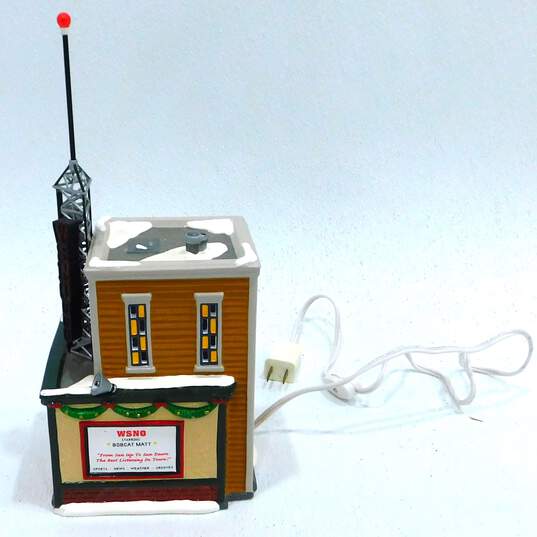 Department 56 Snow Village WSNO Radio Station Lighted Building 55010 image number 5
