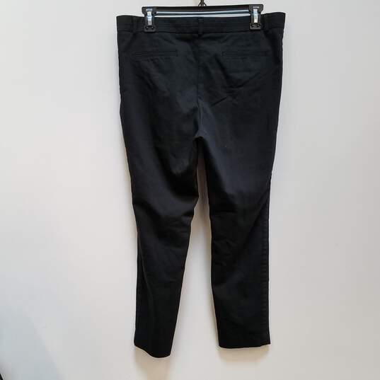 Womens Black Pockets Comfort Mid Rise Skinny Leg Dress Pant Size 32W image number 2