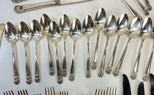 Oneida Community Coronation Silver Plate 49 Piece Cutlery Service Set image number 4