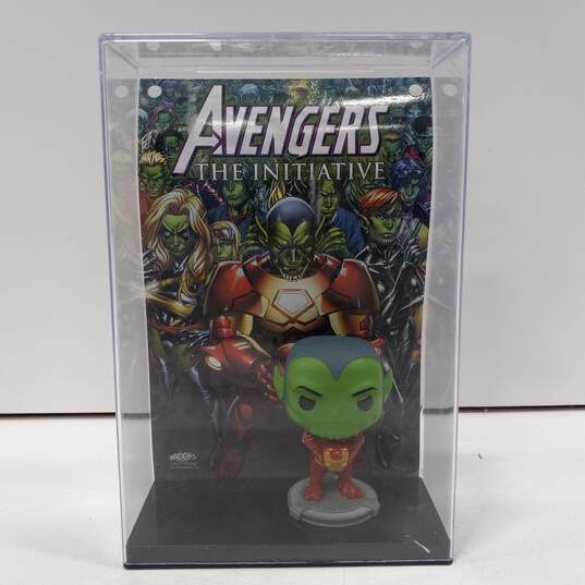 Funko POP! Comic cover: Marvel Skrull as Iron Man in Protective Plastic Case image number 1