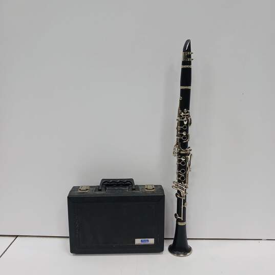 Armstrong Student Clarinet Elkhart Indiana USA in Matching Carry Case image number 2
