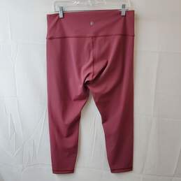 Lululemon Pink Cropped Activewear Leggings Size 14 alternative image
