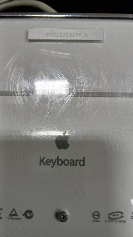 Apple Keyboard And Mouse image number 5