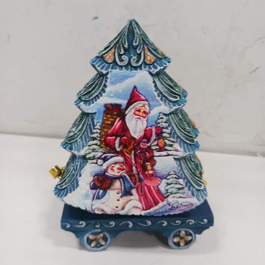 Devero Collection Holiday Express Tree Box image number 3