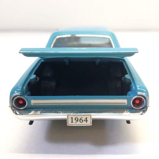 Lot of 2 Arko Products Silver Age of Ford Diecast Cars- 1964 Ford Galaxie 500XL Fastback & 1958 Ford Fairlane 500 Town Sedan image number 3