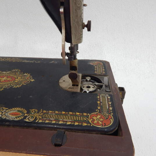 1923 Singer 66 Electric Sewing Machine For P&R image number 7
