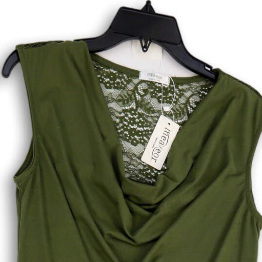 NWT Womens Green Sleeveless Lace Back Pullover Blouse Top Size Medium image number 3