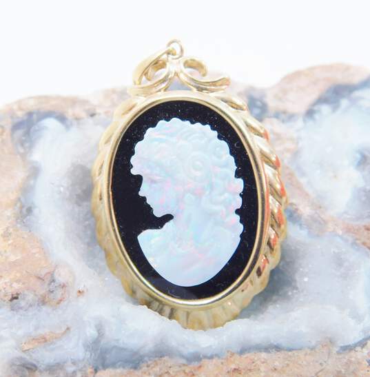 Vintage 14k Yellow Gold Opal & Onyx Cameo Pendant 3.2g image number 3
