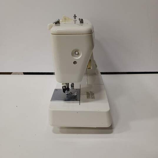 Brother Electronic Sewing Machine image number 6