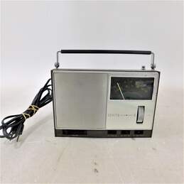 VNTG Zenith Brand RE-47W Model Portable Radio w/ Power Cable