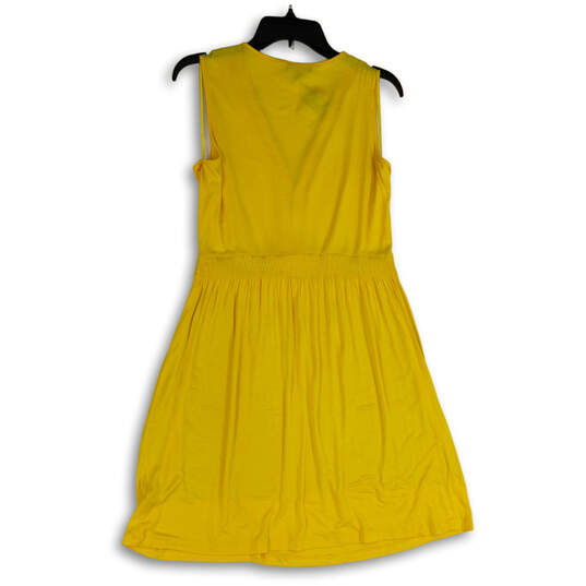 NWT Womens Yellow Sleeveless Pleated Front A-Line Dress Size L Petite image number 2
