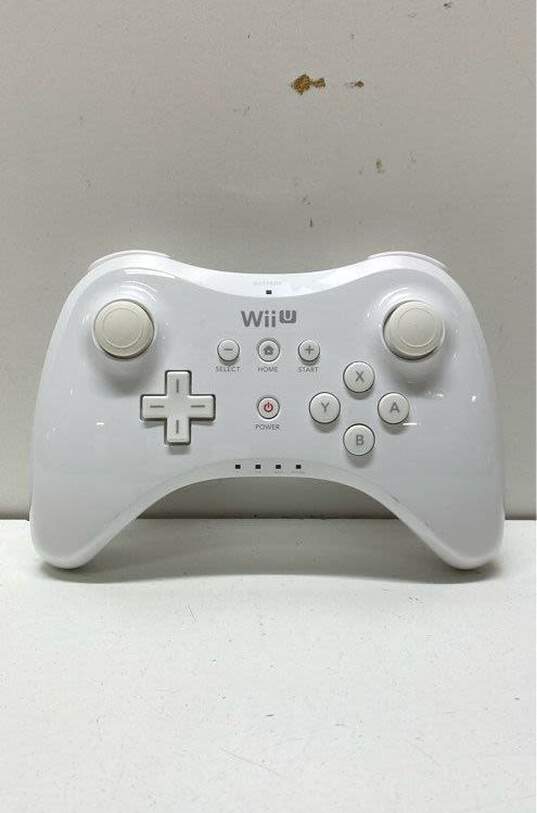 Nintendo Wii U Wireless Pro Controller- White image number 1