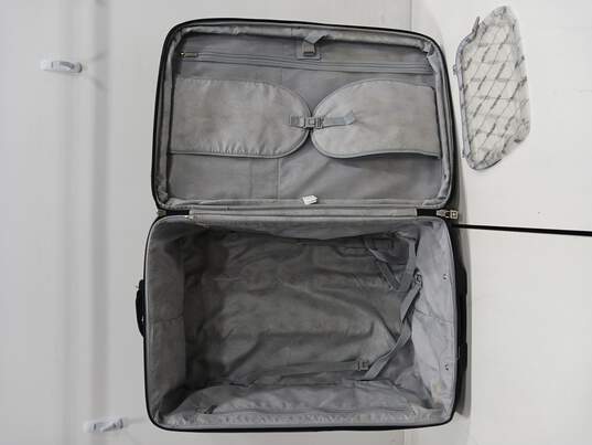 Reaction by Kenneth Cole Luggage image number 4