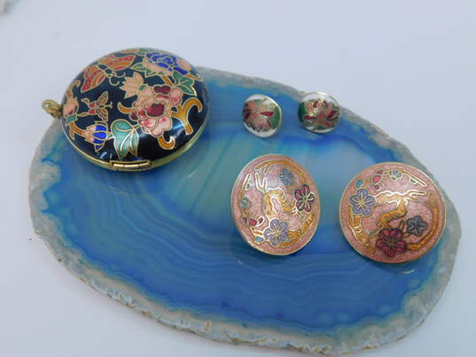 Artisan Goldtone Cloisonne Colorful Enamel Flowers & Butterflies Locket Pendant & Cherry Blossom & Lily Post Earrings 52.9g image number 1