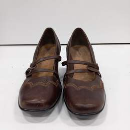 Women's Brown Shoes Size 8 alternative image
