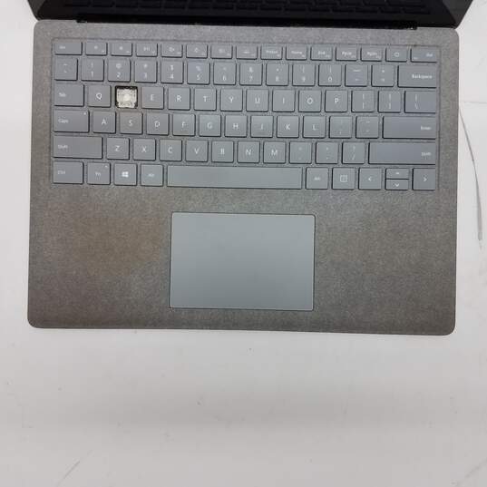 Surface Laptop 13.5in 1782 M3-7Y30 CPU@1.0GHz 4GB RAM 128GB SSD image number 2