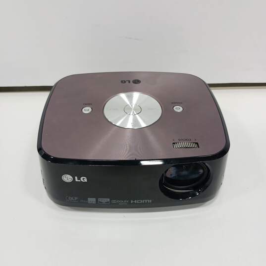 LG HX350T Portable LED Projector with Tuner image number 1