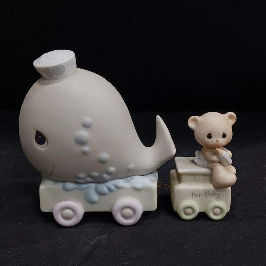 Lot Of Precious Moments Figurines and Plagues image number 6