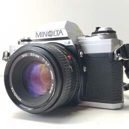 Minolta X-370 35mm SLR Camera with 2 Lenses alternative image