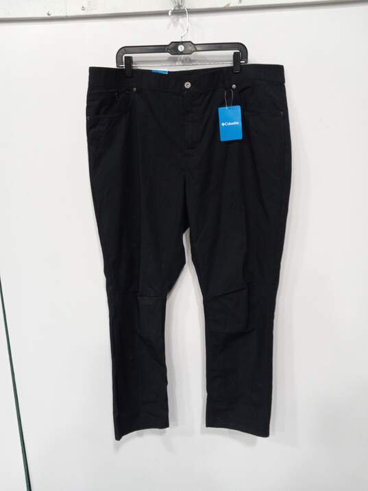 Men's Black Columbia Pants Size 42x30 image number 1