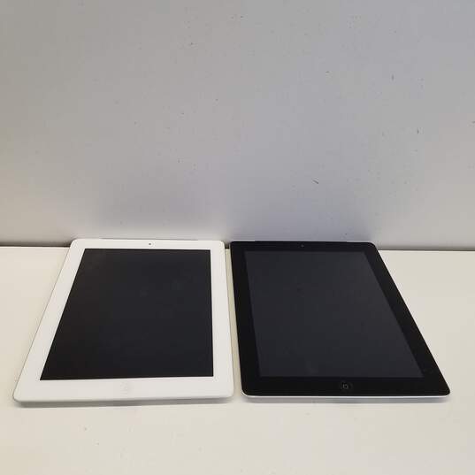 Apple iPads (A1396 & A1397) - Lot of 2 - LOCKED image number 3