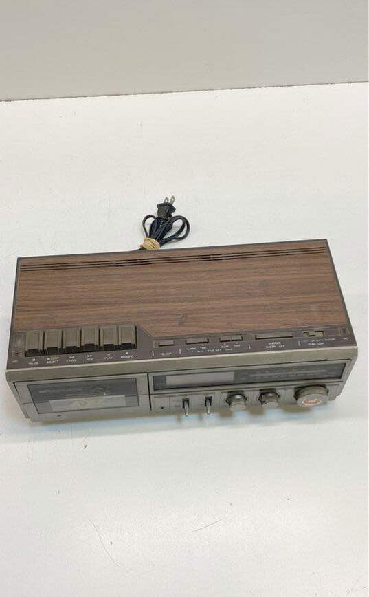 Vintage Sears SR 3000 Alarm Clock Radio Cassette Player Model 564.23412350 image number 4