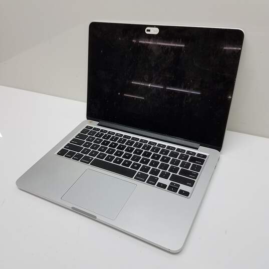 2015 MacBook Pro 13in Laptop Intel i5-5257U CPU 8GB RAM 128GB image number 1